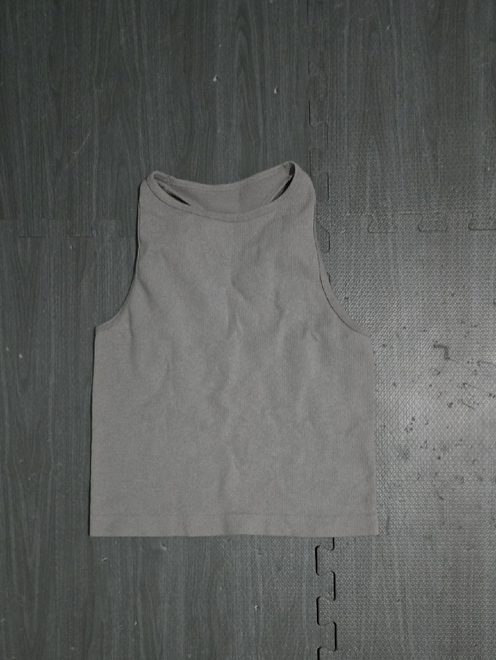 High-Neck Ribbed Crop Tank Top - Gray